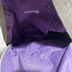 バックパック　煌めくシルバーゴールド
