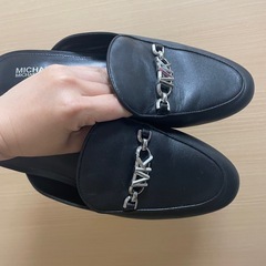 マイケルコース　ローファー