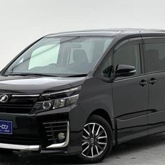 🚗自社ローンといえばオトロン❗️　トヨタ　ヴォクシー　ZS