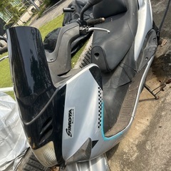 マジェスティー125の画像