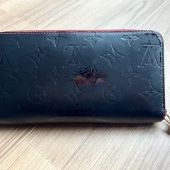 ルイヴィトン財布ヴェルニー長財布。の画像