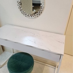【終了】ドレッサーデスクチェア鏡全て付きの画像