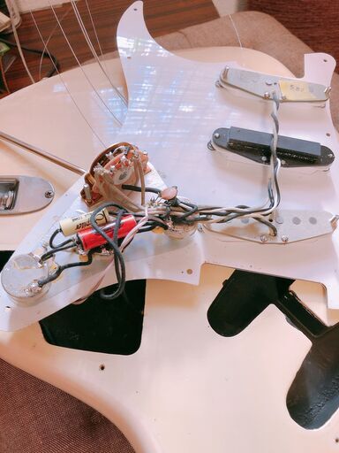 ? Squier SST-35 Aシリアル（Voodoo ST60’s搭載・モディファイ品・ジャンク扱い）