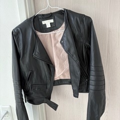 ライダースジャケット　レディース