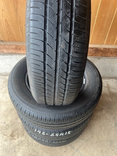 中古ノーマルタイヤ組み換え無料195/65R15 91H 年製2022