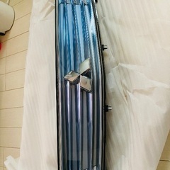 三菱デリカD2フロントグリル純正