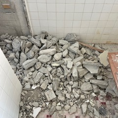 コンクリートとブロックのガラ残材