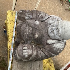 大きい石彫刻の布袋様 幅60cm の画像