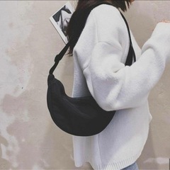 新品　ショルダーバッグの画像
