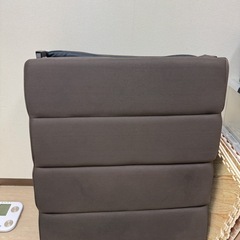 シングル折り畳みベッドの画像