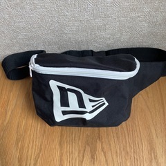 ニューエラ　メッセンジャーバッグ　美品⊂((・x・))⊃