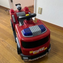 （充電器なし）電動乗用玩具 消防車の画像