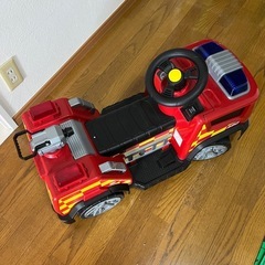 （充電器なし）電動乗用玩具 消防車の画像