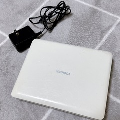 DVDポータブル　プレイヤー