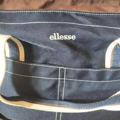 ellesse★2way ポケット沢山ボストンバック　使用3日　軽量三泊四日の画像
