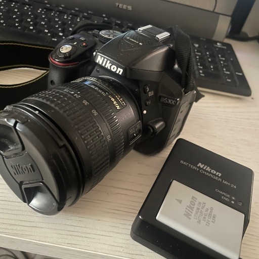 Nikon 一眼レフ　D5300