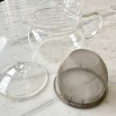 お値下げしました！美品 素敵なポット/HARIO製耐熱ガラスの画像
