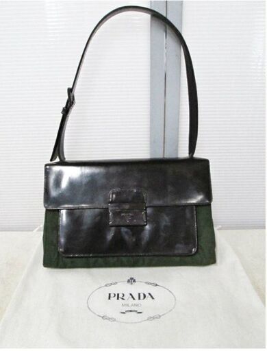 レア　PRADA　ミニ　ショルダーバッグ　ヴィンテージ　鞄　ミニバッグ　レディース　オールドプラダ　収納袋付き　プラダ