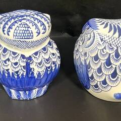 【終】【R346】陶器/置物/梟/ふくろう/フクロウ/4点セット/白梟/染付陶器/木製/インテリア/縁起物/オブジェ/飾り/置き物の画像