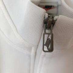 NIKE　アウター　Ｌの画像