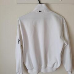 NIKE　アウター　Ｌの画像