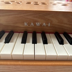 【定価2万円程】KAWAI ミニピアノ　P-32 ナチュラルカラーの画像
