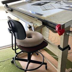無料＊ドラフター◆MUTOH TH-30◆製図版・大分県臼杵市引き取り希望◆カタログ付・卓上灯使用可◆椅子も差し上げます・ムトー・武藤工業の画像