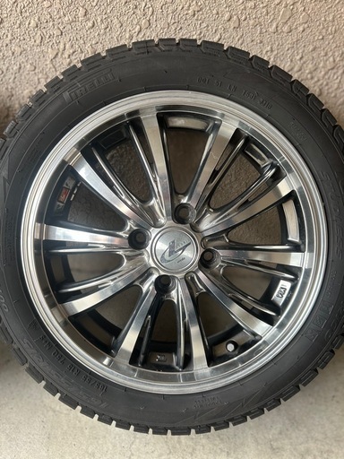 PIRELLIスタッドレスタイヤセット