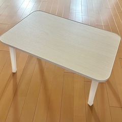 折りたたみ机