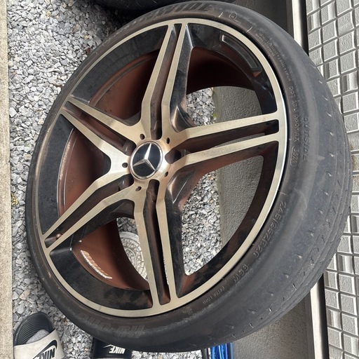ベンツホイル付きタイヤ