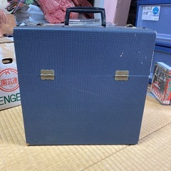 レコード13枚 レコードケース付き(片付け中にたくさんレコード見つけたので追加するかもです)の画像