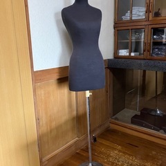 トルソー黒
