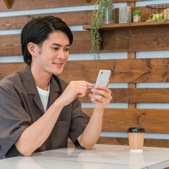所持金ピンチの方必見！！月収42万円以上可＊社宅無料！お電話一本...