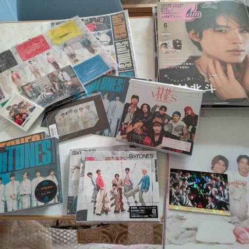 ♦【SixTONES】CD、購入特典、雑誌、切抜き等などを全てまとめてお譲り致します‼️