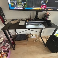 机、デスク