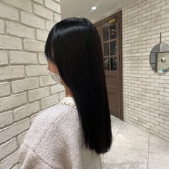 好評🩷3月女性限定カット➕白髪染め2000円‼️
