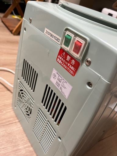 値下げしました‼️ペットボトル式　ウォーターサーバー　toffy