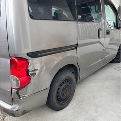 日産バネットの画像
