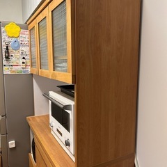 食器棚の画像