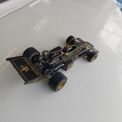ロータス 72D　1/18  #8 Emerson Fittipaldiの画像