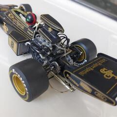 ロータス 72D　1/18  #8 Emerson Fittipaldiの画像