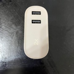 コンセント モバイルバッテリーの画像