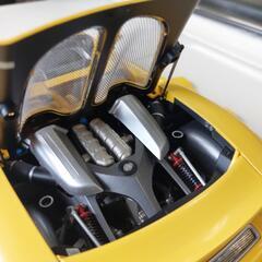 1/12 ポルシェ カレラGT イエローバージョン（セミアッセンブルモデル）

の画像