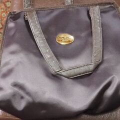 バック2個、フランス製、未使用品