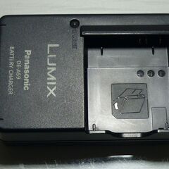 パナソニック　LUMIX充電器　DE-A59