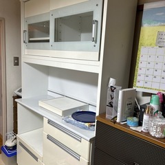 決まりました　　食器棚の画像