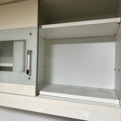 決まりました　　食器棚の画像