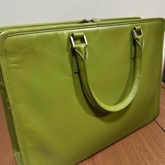 引っ越し在庫処分SALE　最終価格　新品未使用　ビジネスレザーファクトリー ビジネスバッグ 大容量 トートバッグ 限定カラーの画像