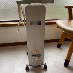 De'Longhi デロンギ　電気ヒーター の画像