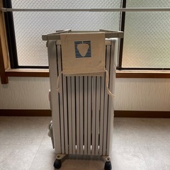 De'Longhi デロンギ　電気ヒーター 